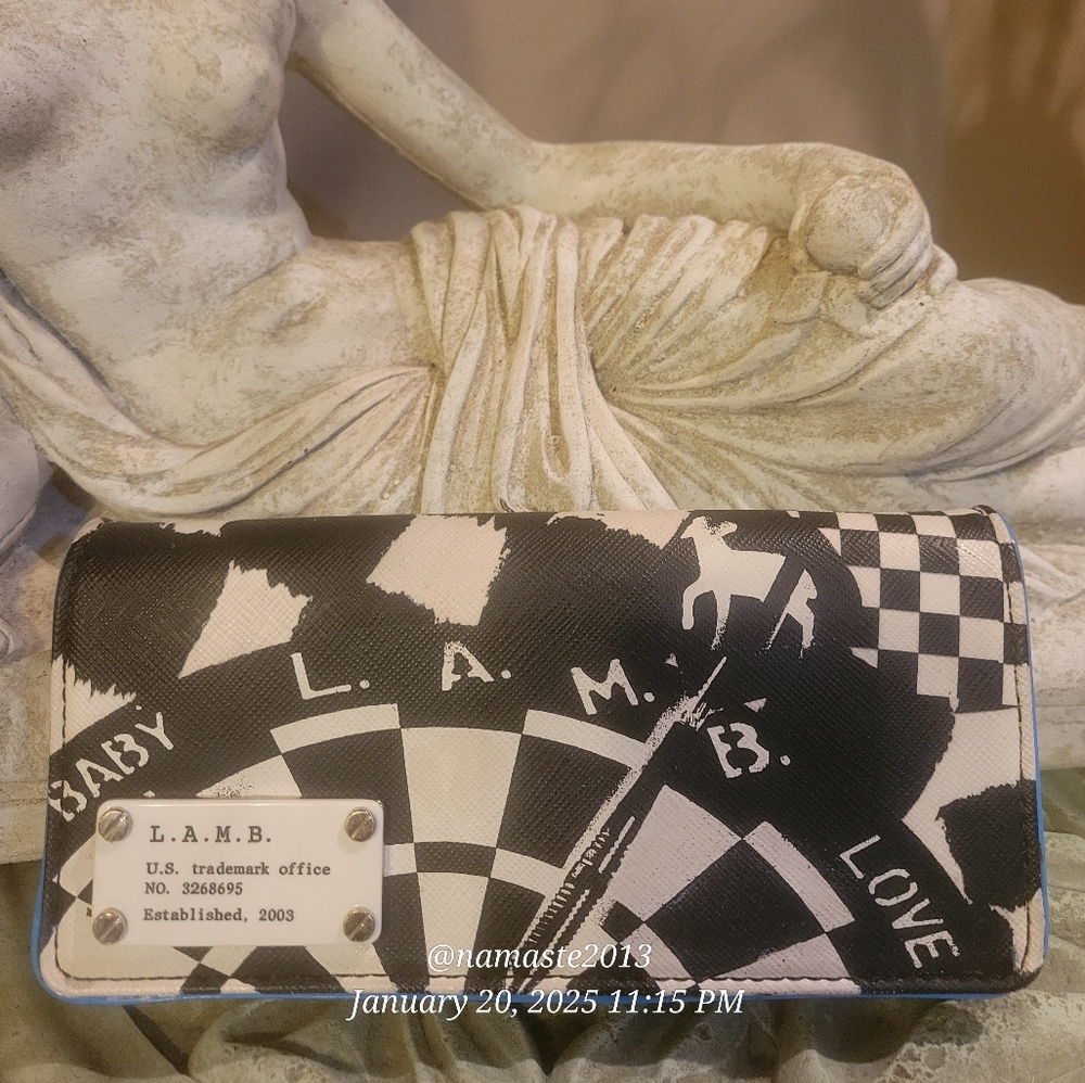 L.A.M.B. Gwen Stefani Dartboard Wallet  Designer Leather Vintage Celebrity #86